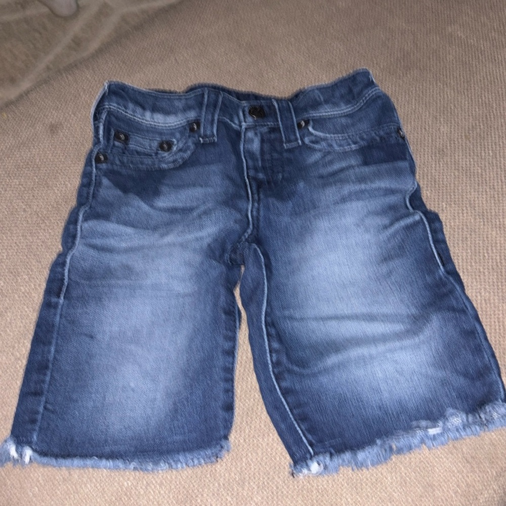 True religion cutoff Jean shorts